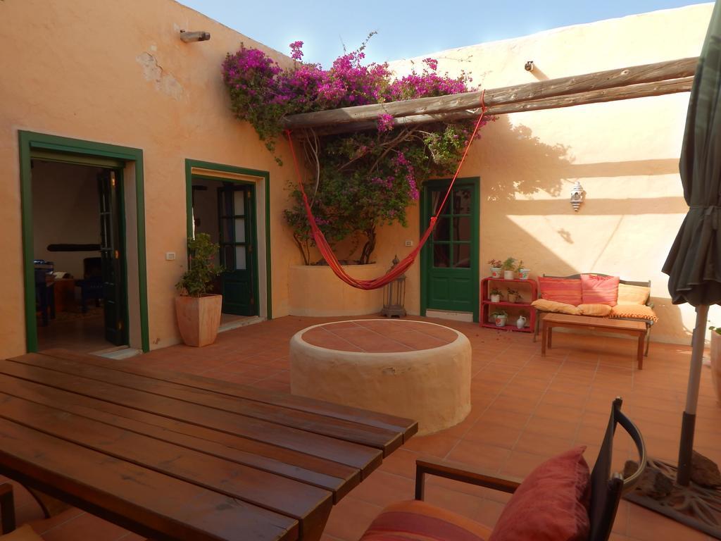 La Casa Caldera Guest House Femes Exterior photo