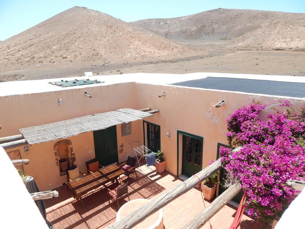 La Casa Caldera Guest House Femes Exterior photo