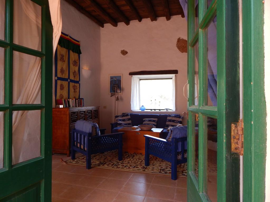 La Casa Caldera Guest House Femes Exterior photo
