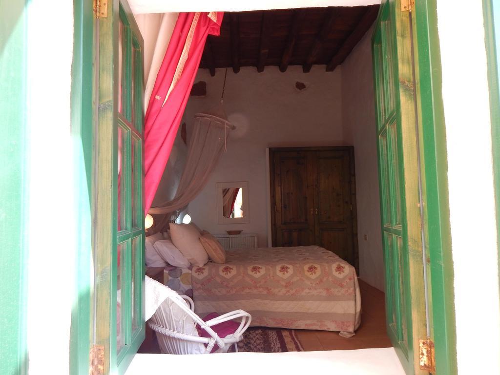 La Casa Caldera Guest House Femes Exterior photo