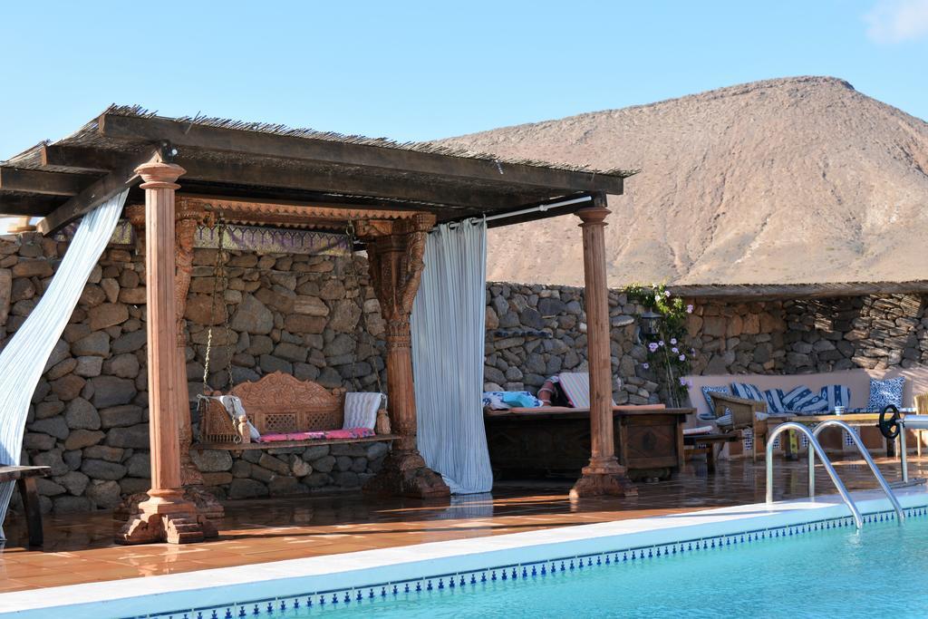 La Casa Caldera Guest House Femes Exterior photo