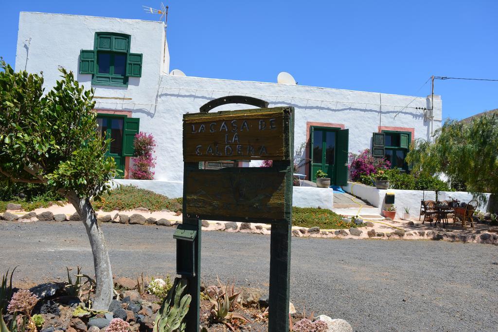 La Casa Caldera Guest House Femes Exterior photo